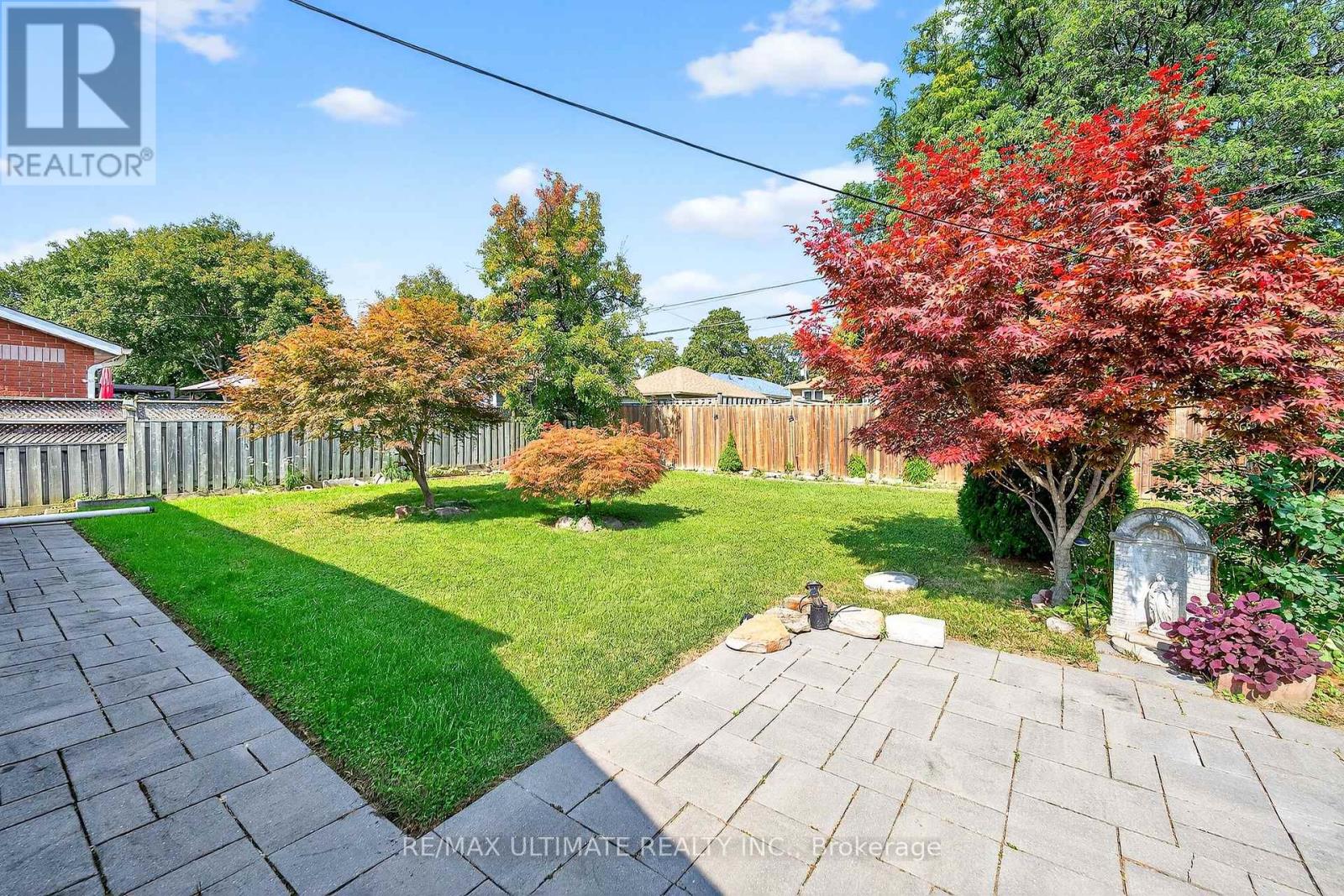 18 Courtwright Road, Toronto, Ontario  M9C 4B4 - Photo 35 - W12396976
