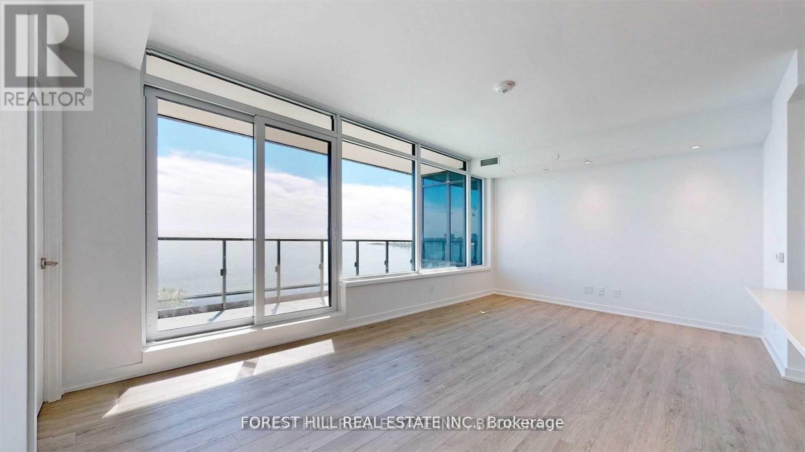 1707 - 1926 Lake Shore Boulevard W, Toronto, Ontario  M6S 1A1 - Photo 2 - W12396998