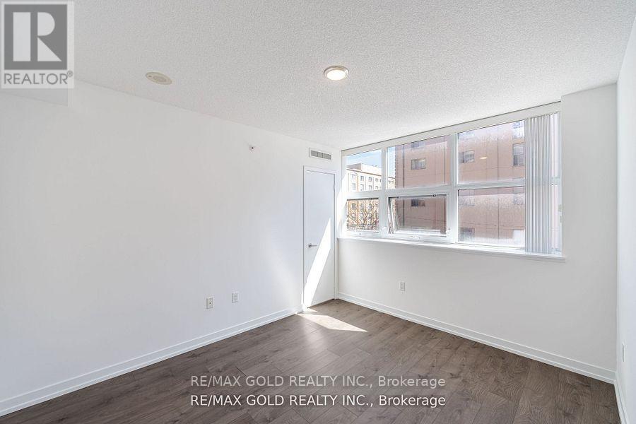 325 - 1410 Dupont Street, Toronto, Ontario  M6H 0B6 - Photo 12 - W12397000