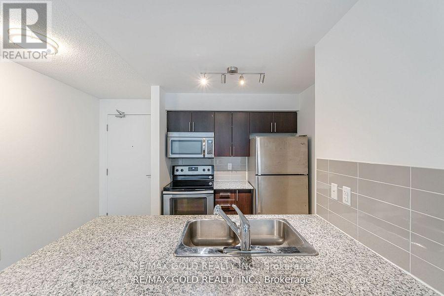 325 - 1410 Dupont Street, Toronto, Ontario  M6H 0B6 - Photo 5 - W12397000
