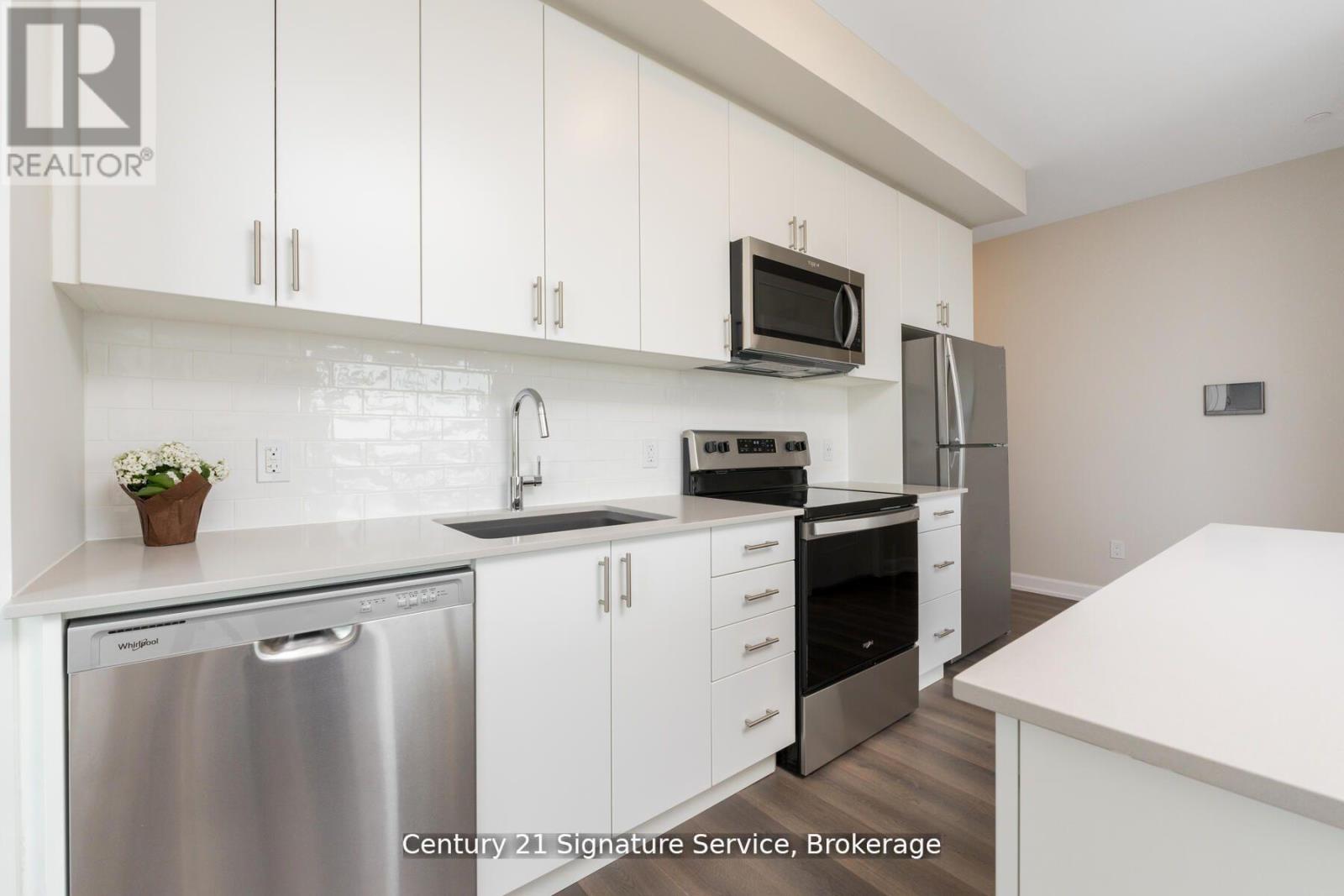 614 - 3220 William Coltson Avenue, Oakville, Ontario  L6H 7W6 - Photo 15 - W12397046