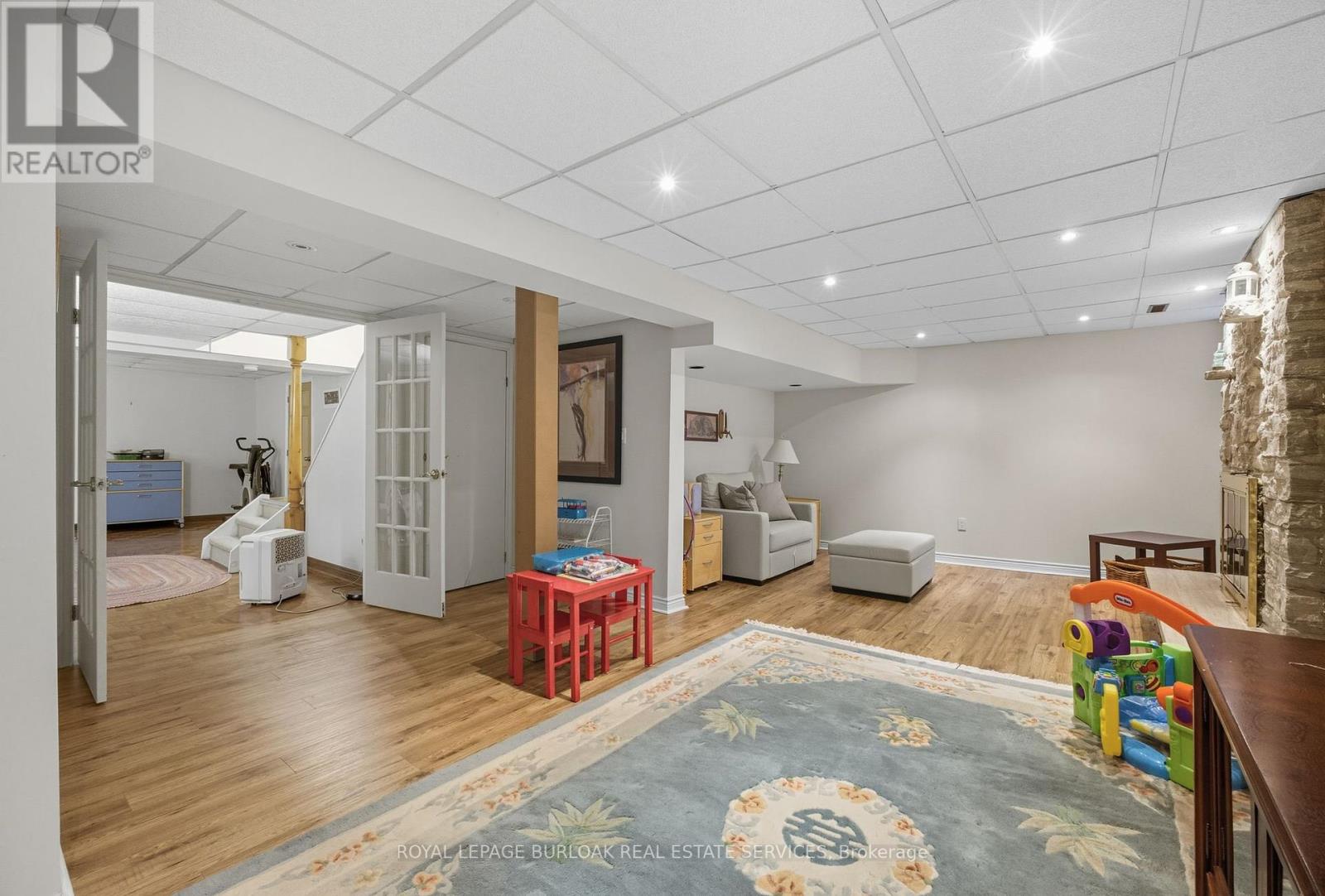 1580 Woodeden Drive, Mississauga, Ontario  L5H 3S5 - Photo 24 - W12397048
