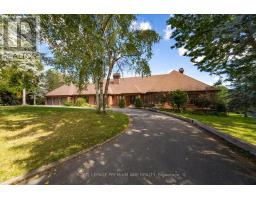 8 BEAMISH COURT