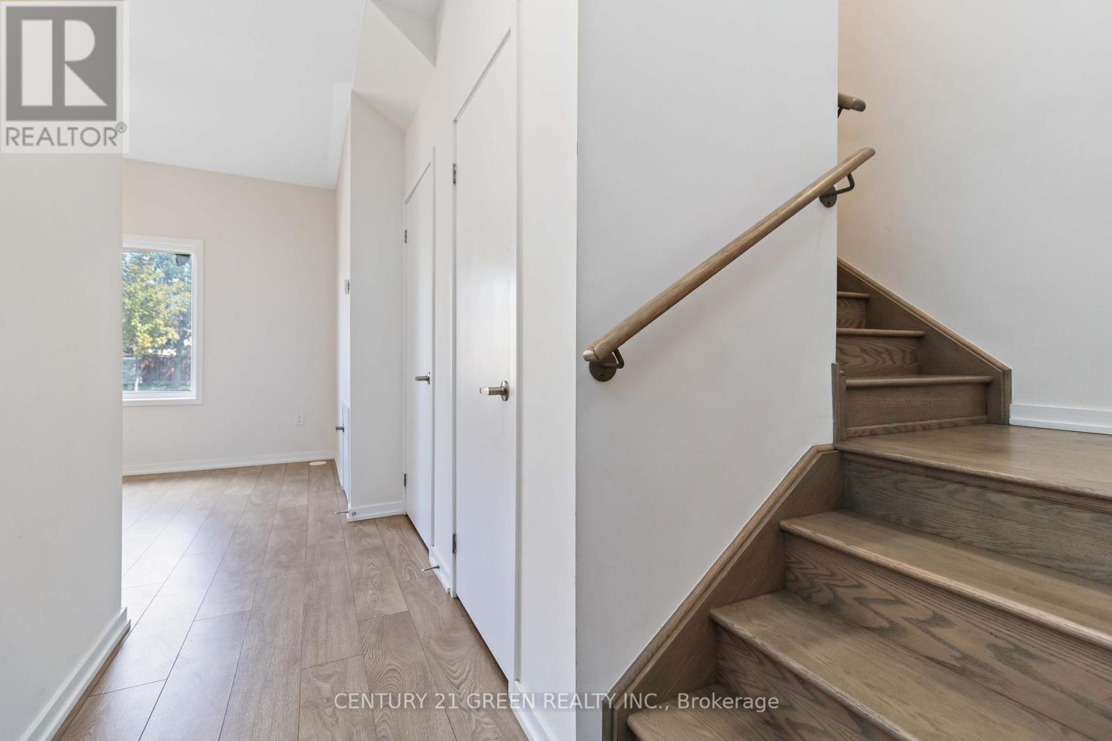 142 Landsbridge Street, Caledon (Bolton East), Ontario  L7E 2E1 - Photo 20 - W12347128