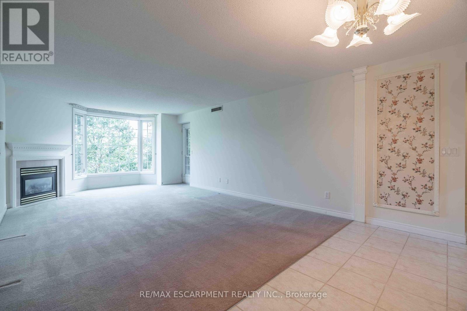 207 - 980 Golf Links Road, Hamilton, Ontario  L9K 1J8 - Photo 11 - X12397040