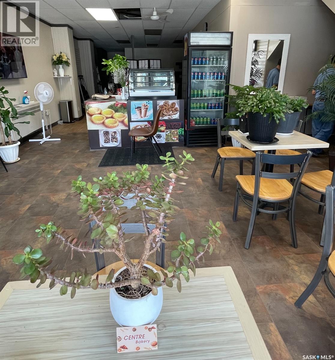 221 Centre Street, Assiniboia, Saskatchewan  S0H 0B0 - Photo 2 - SK018128