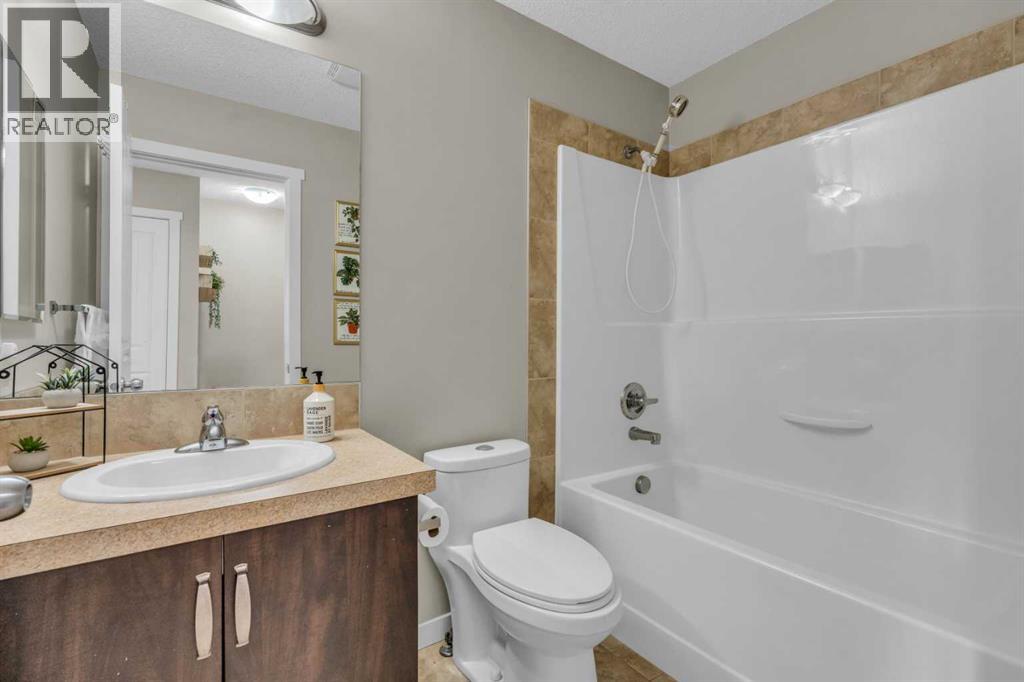 369 Copperpond Landing Se, Calgary, Alberta  T2Z 1G6 - Photo 31 - A2255997