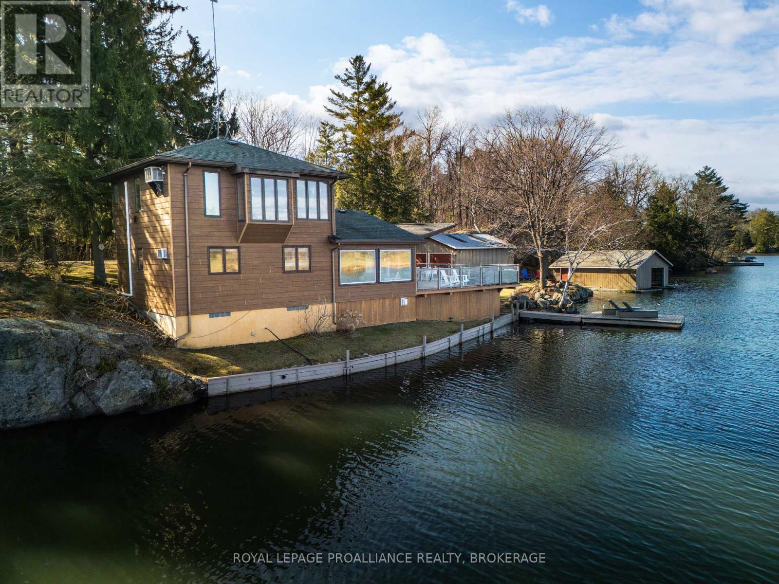 4808 LEO LAKE ROAD, Kingston, Ontario