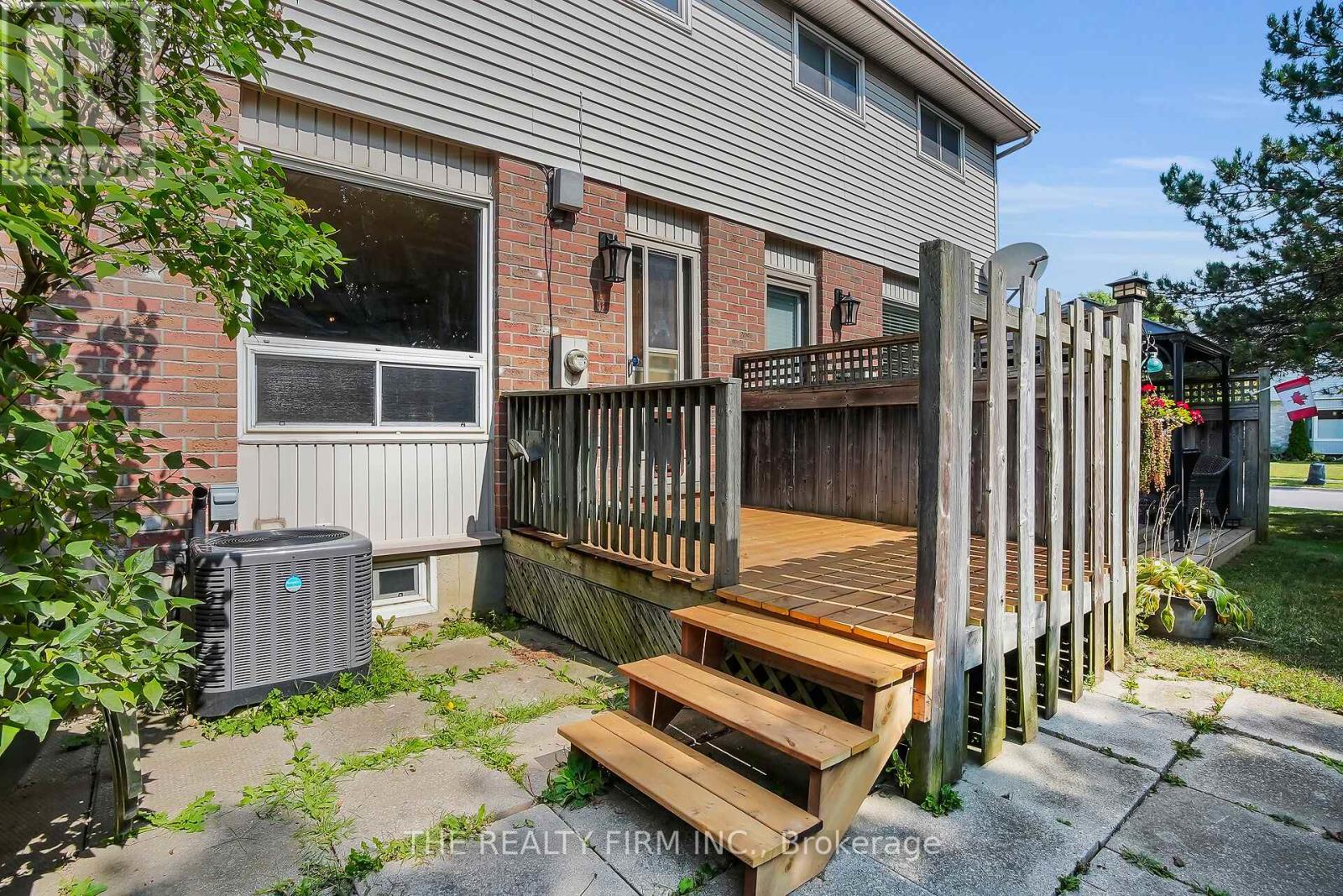 2 - 151 Bonaventure Drive, London East, Ontario  N5V 4M1 - Photo 6 - X12397364