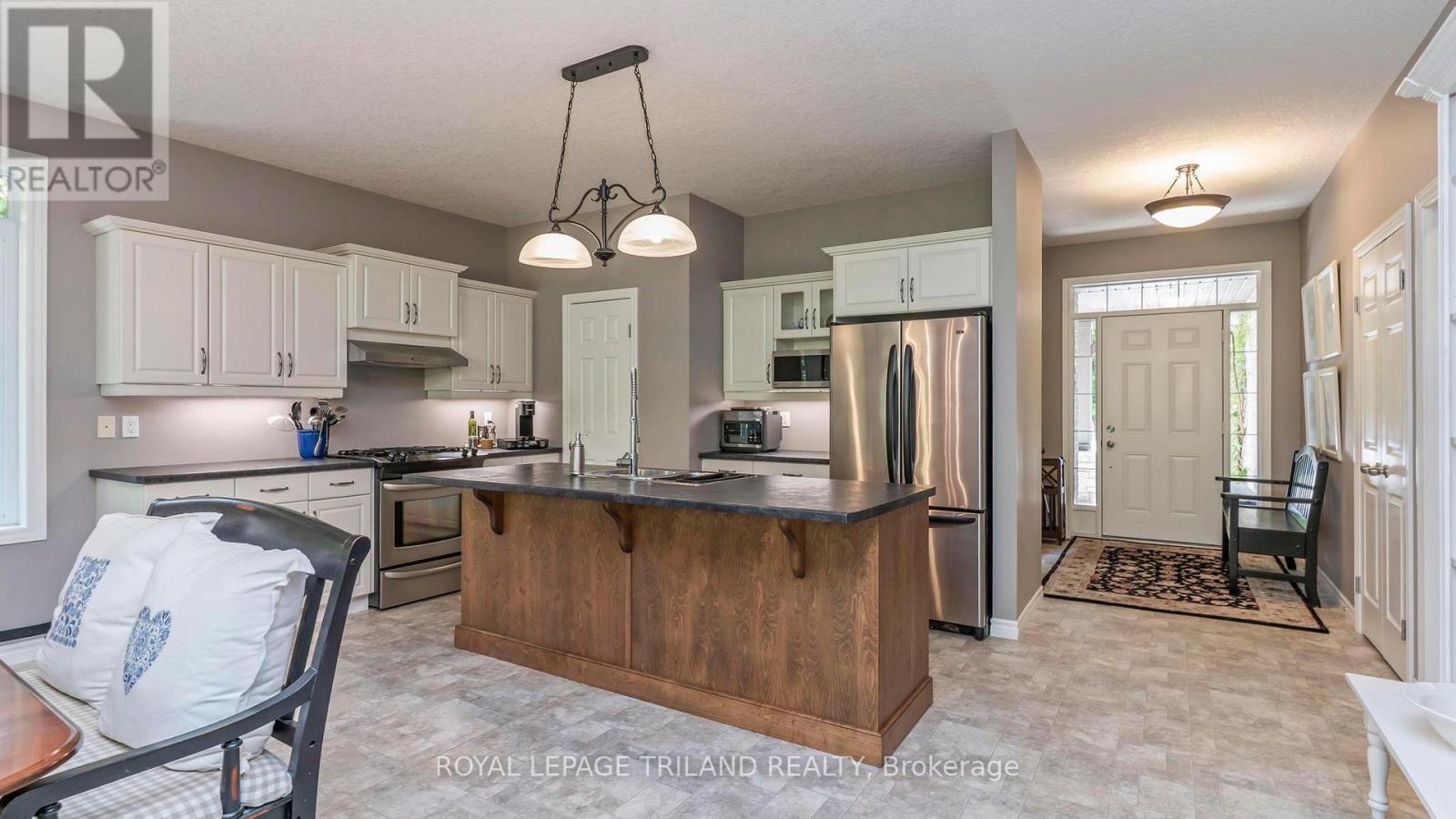 63 Hummingbird Lane, St. Thomas, Ontario  N5R 6M8 - Photo 7 - X12397423