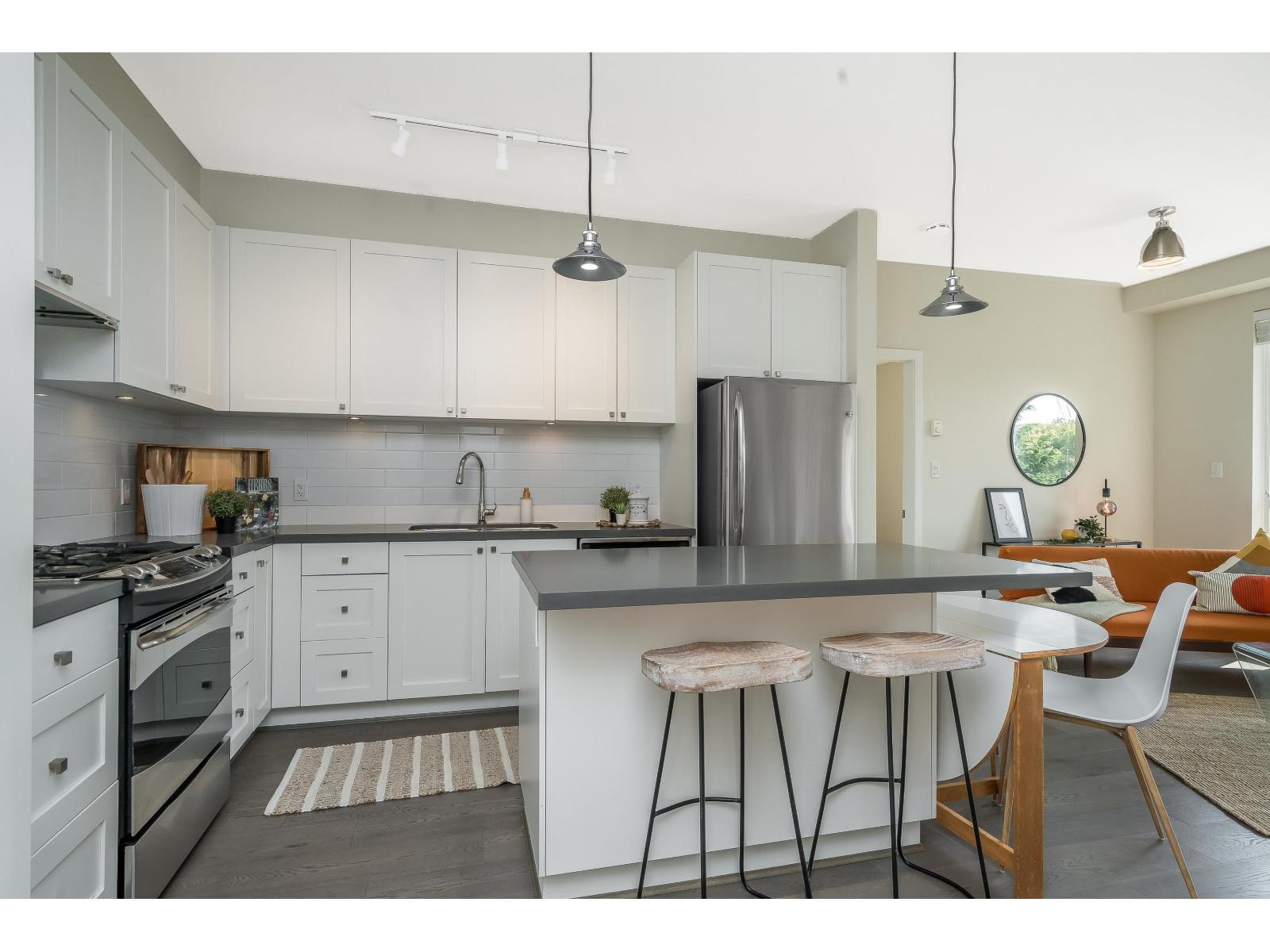 301 15850 26 Avenue, Surrey, British Columbia V3S 2N6 - Photo 10 - R3046386