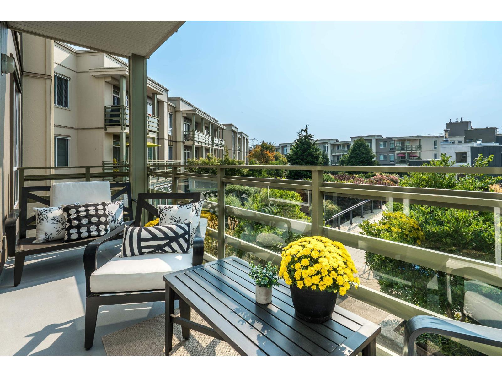 301 15850 26 Avenue, Surrey, British Columbia V3S 2N6 - Photo 27 - R3046386