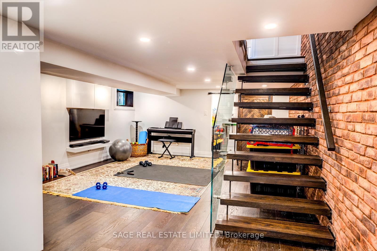 156 Craighurst Avenue, Toronto, Ontario  M4R 1K2 - Photo 20 - C12397102