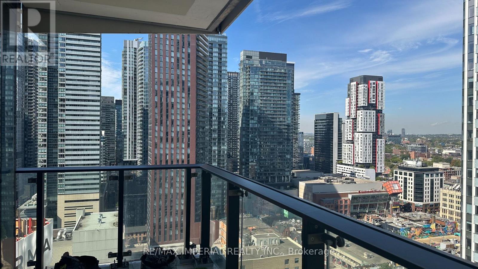 2201 - 224 King Street W, Toronto, Ontario  M5H 0A6 - Photo 4 - C12397114