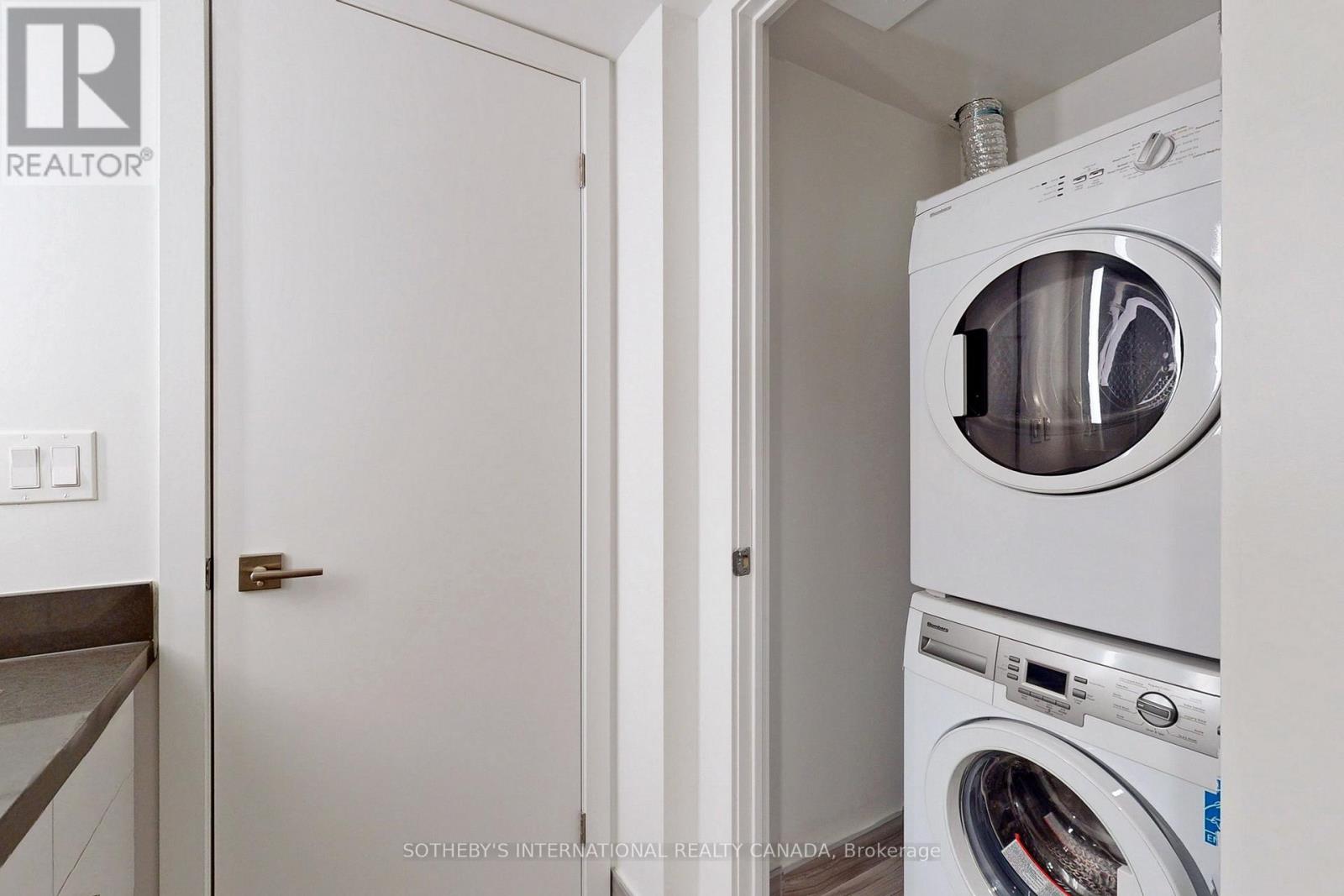 2404 - 188 Cumberland Street, Toronto, Ontario  M5R 0B6 - Photo 20 - C12397187