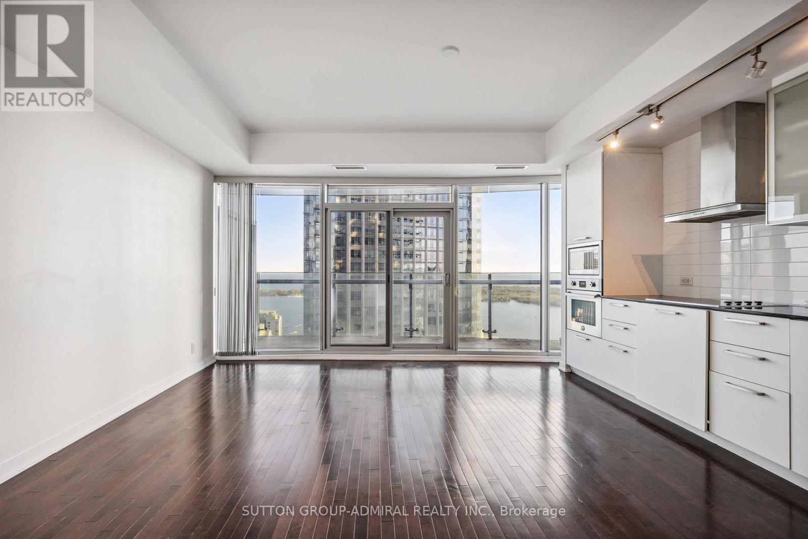 4704 - 14 York Street, Toronto, Ontario  M5J 0B1 - Photo 12 - C12397307