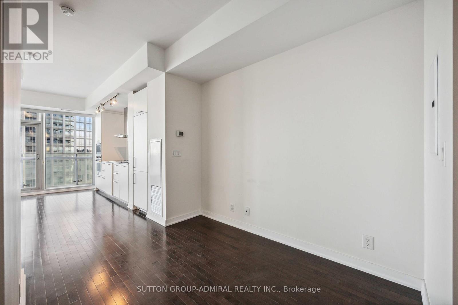 4704 - 14 York Street, Toronto, Ontario  M5J 0B1 - Photo 7 - C12397307
