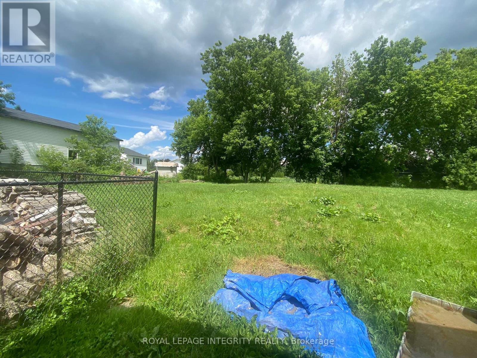 2415 Du Lac Road, Clarence-Rockland, Ontario  K0A 3N0 - Photo 9 - X12397336