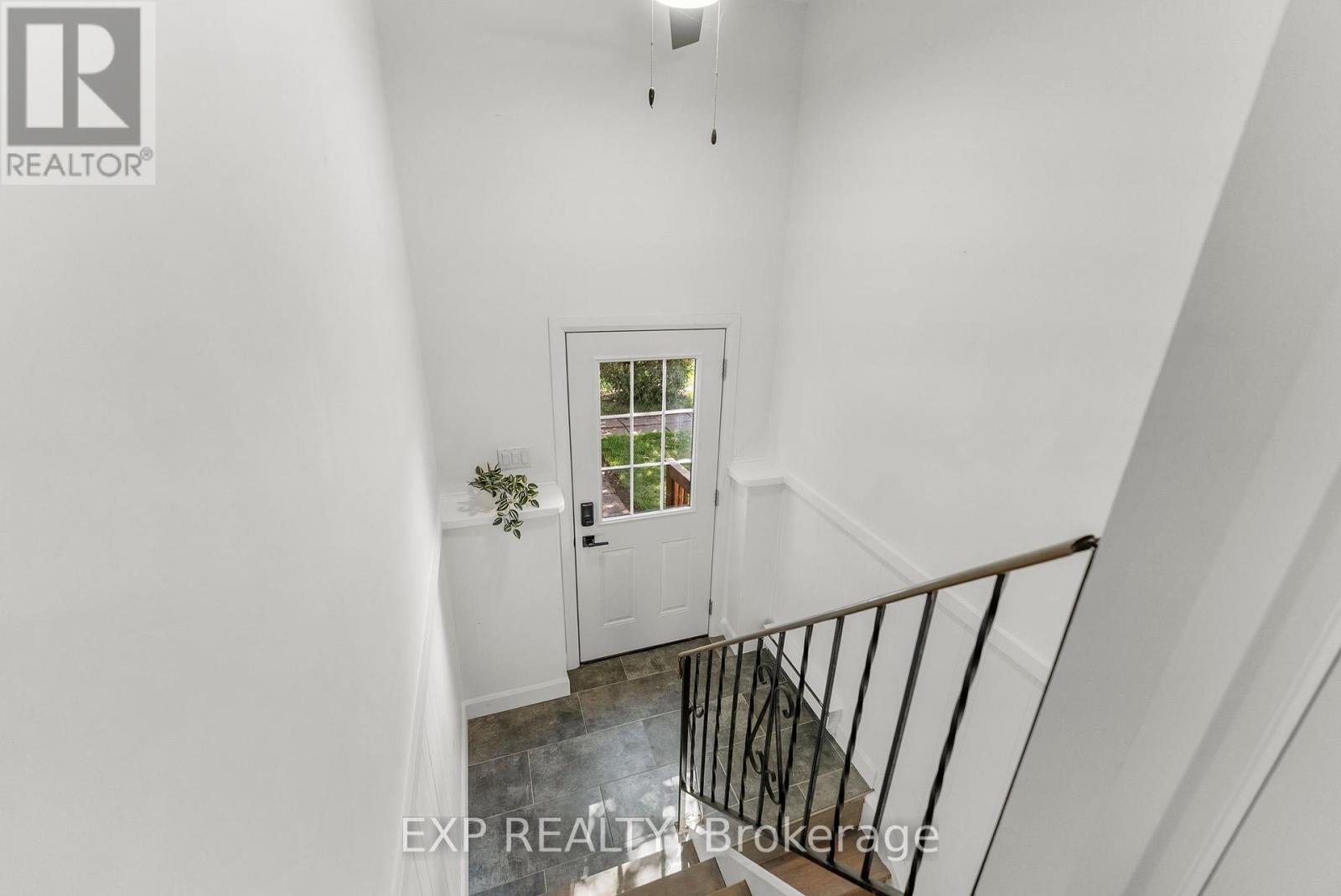 146 Barnet Boulevard, Renfrew, Ontario  K7V 4C7 - Photo 4 - X12397345