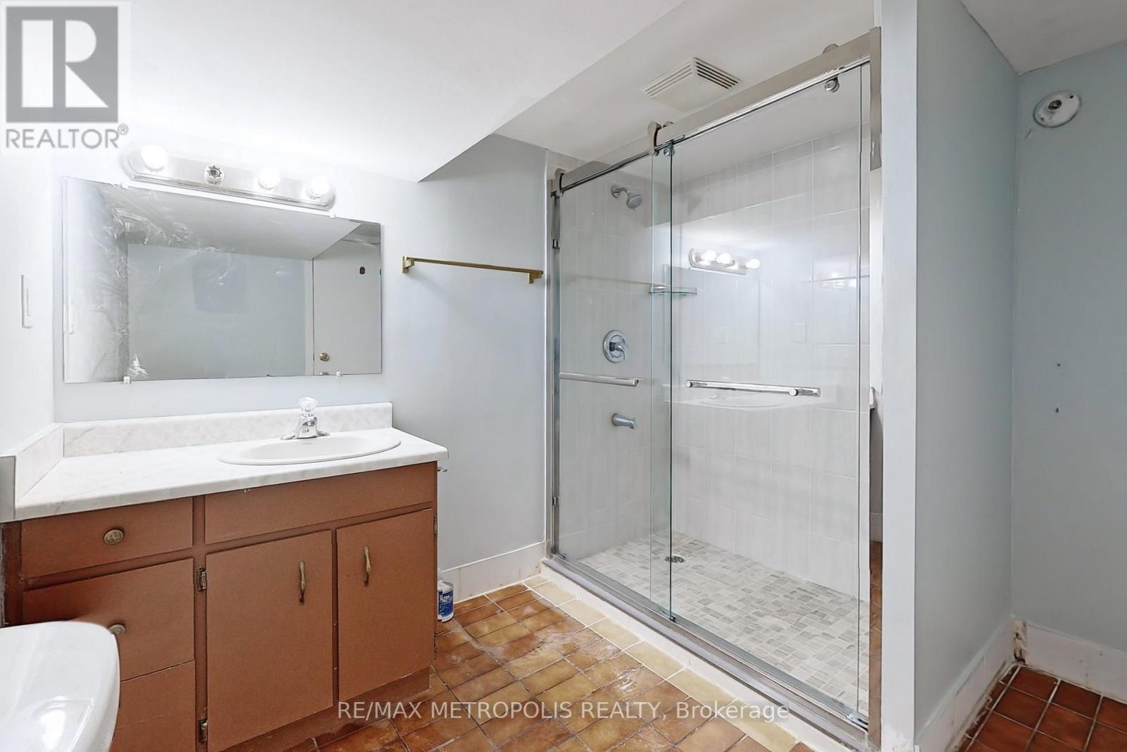 709 Keates Avenue, Oshawa, Ontario  L1H 7Y3 - Photo 45 - E12397155