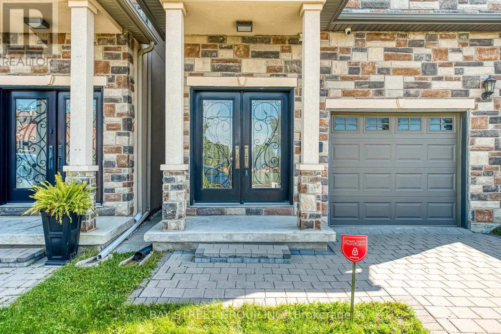67 North Edgely Avenue, Toronto, Ontario  M1K 1T8 - Photo 3 - E12397193