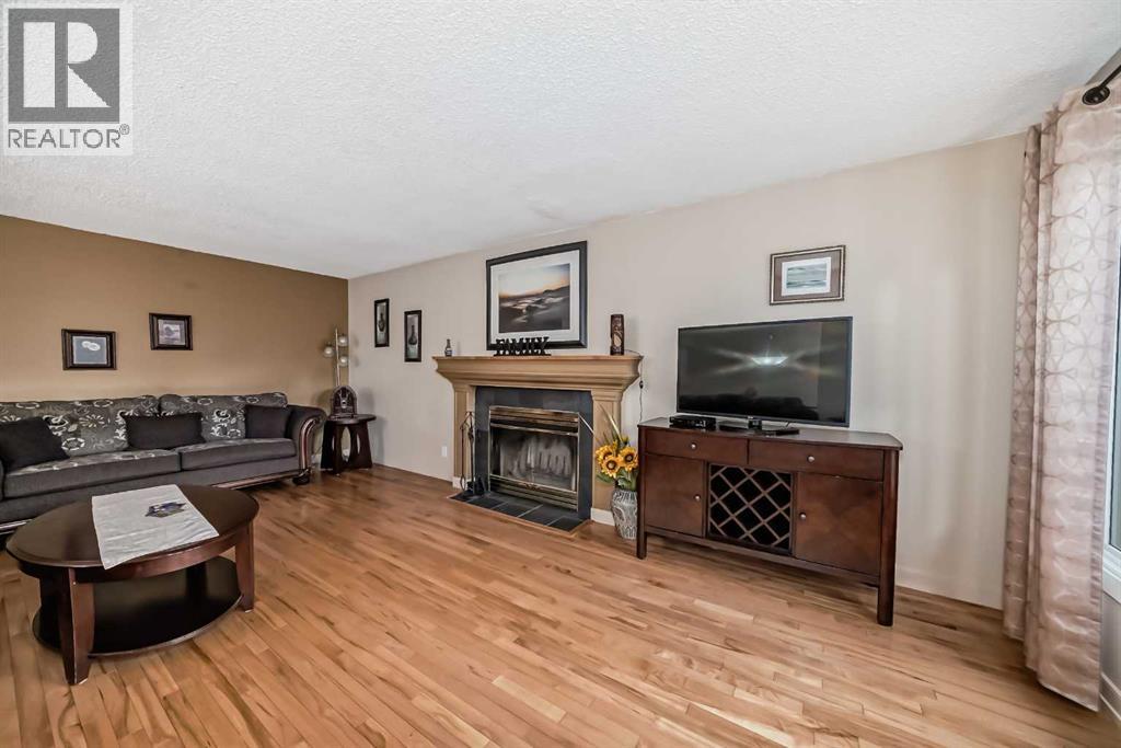 Property at 4509 49 Street image 4