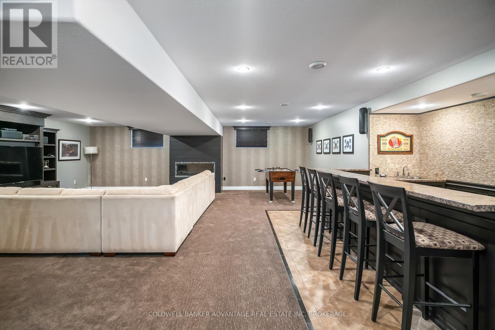 152 Redwood Court, Welland (N. Welland), Ontario  L3C 7C4 - Photo 22 - X12397331