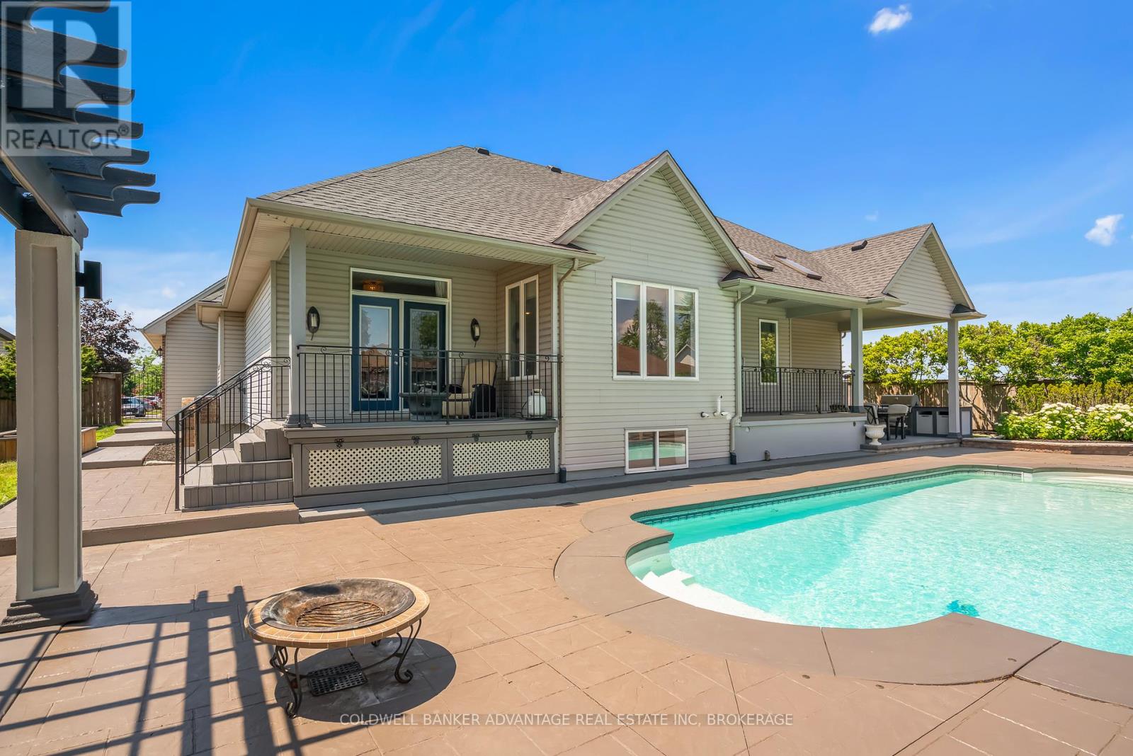 152 Redwood Court, Welland (N. Welland), Ontario  L3C 7C4 - Photo 33 - X12397331