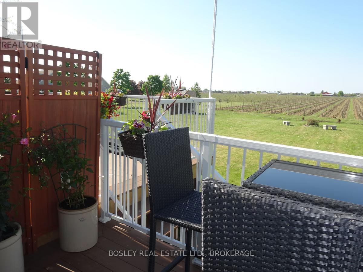 972 Line 3 Road, Niagara-On-The-Lake, Ontario  L0S 1J0 - Photo 2 - X12397399