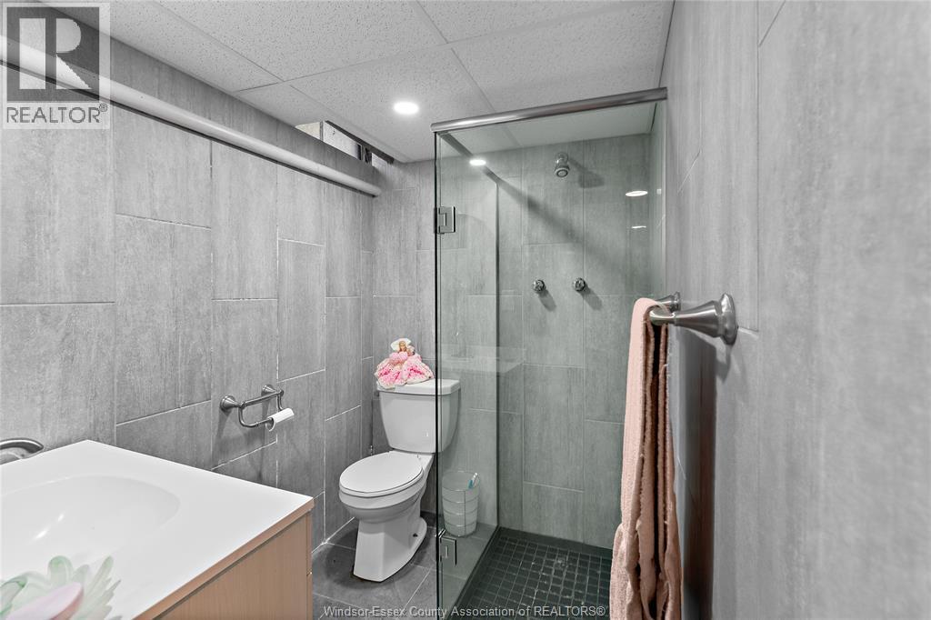 1670 Campbell, Windsor, Ontario  N9B 2K6 - Photo 19 - 25023092