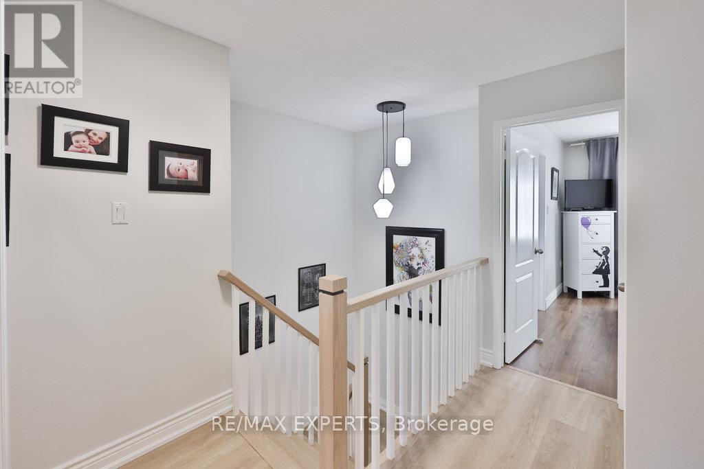 46 Lucena Crescent, Vaughan, Ontario  L6A 2W6 - Photo 16 - N12397133