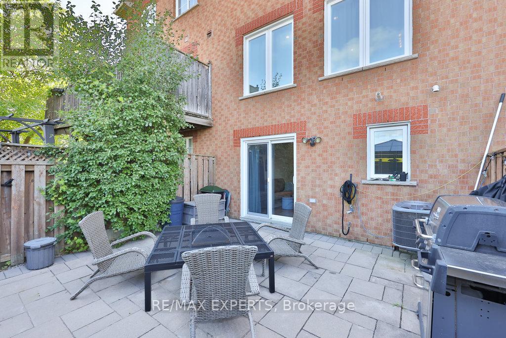 46 Lucena Crescent, Vaughan, Ontario  L6A 2W6 - Photo 24 - N12397133