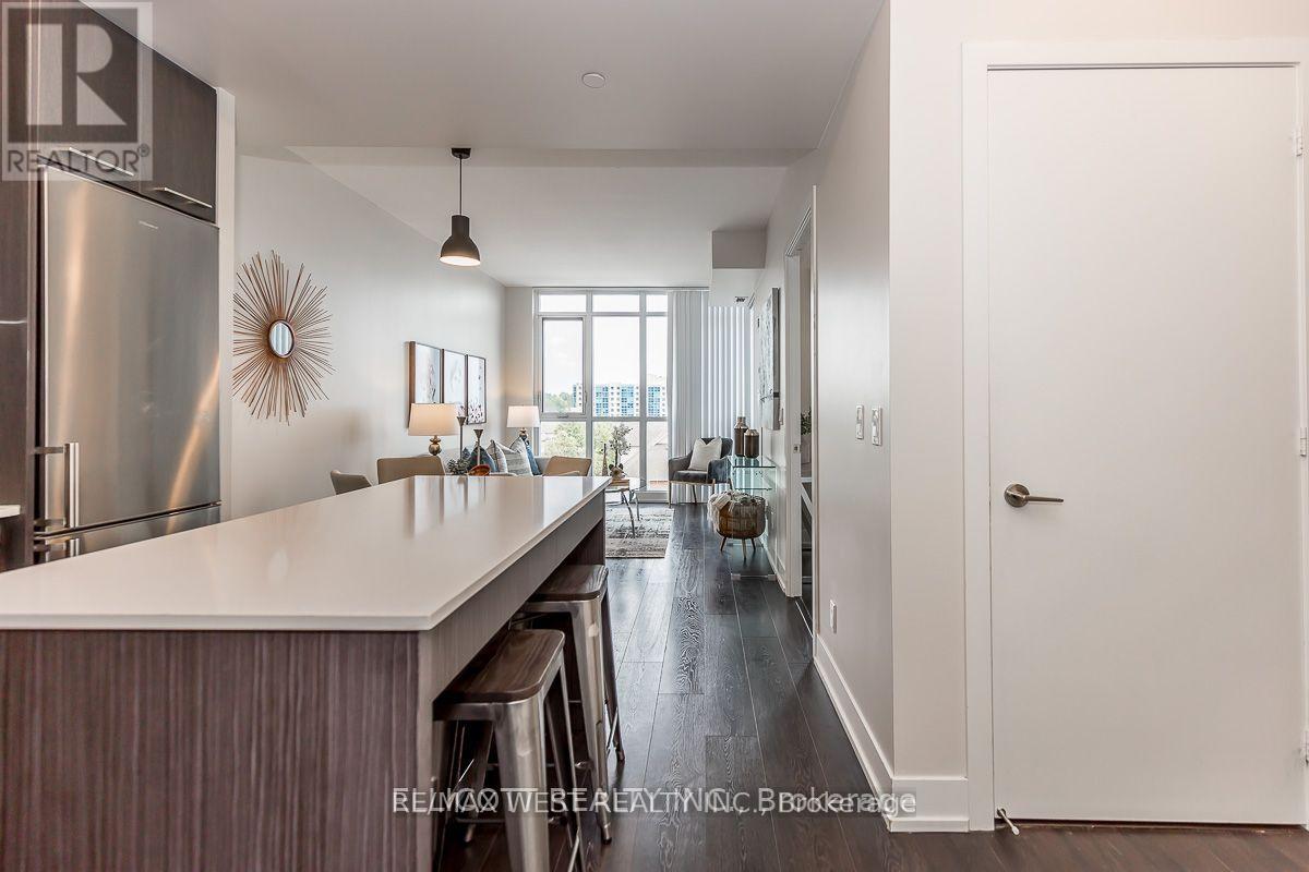 621 - 9471 Yonge Street, Richmond Hill, Ontario  L4C 1V4 - Photo 3 - N12397250