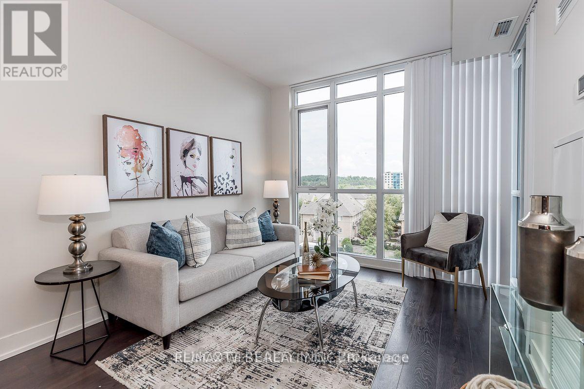 621 - 9471 Yonge Street, Richmond Hill, Ontario  L4C 1V4 - Photo 8 - N12397250