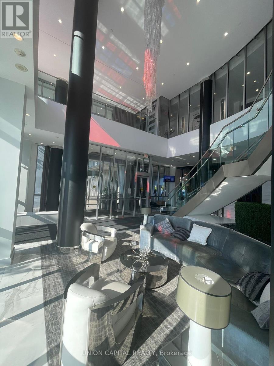 1201 - 9471 Yonge Street, Richmond Hill, Ontario  L4C 0Z5 - Photo 18 - N12397258
