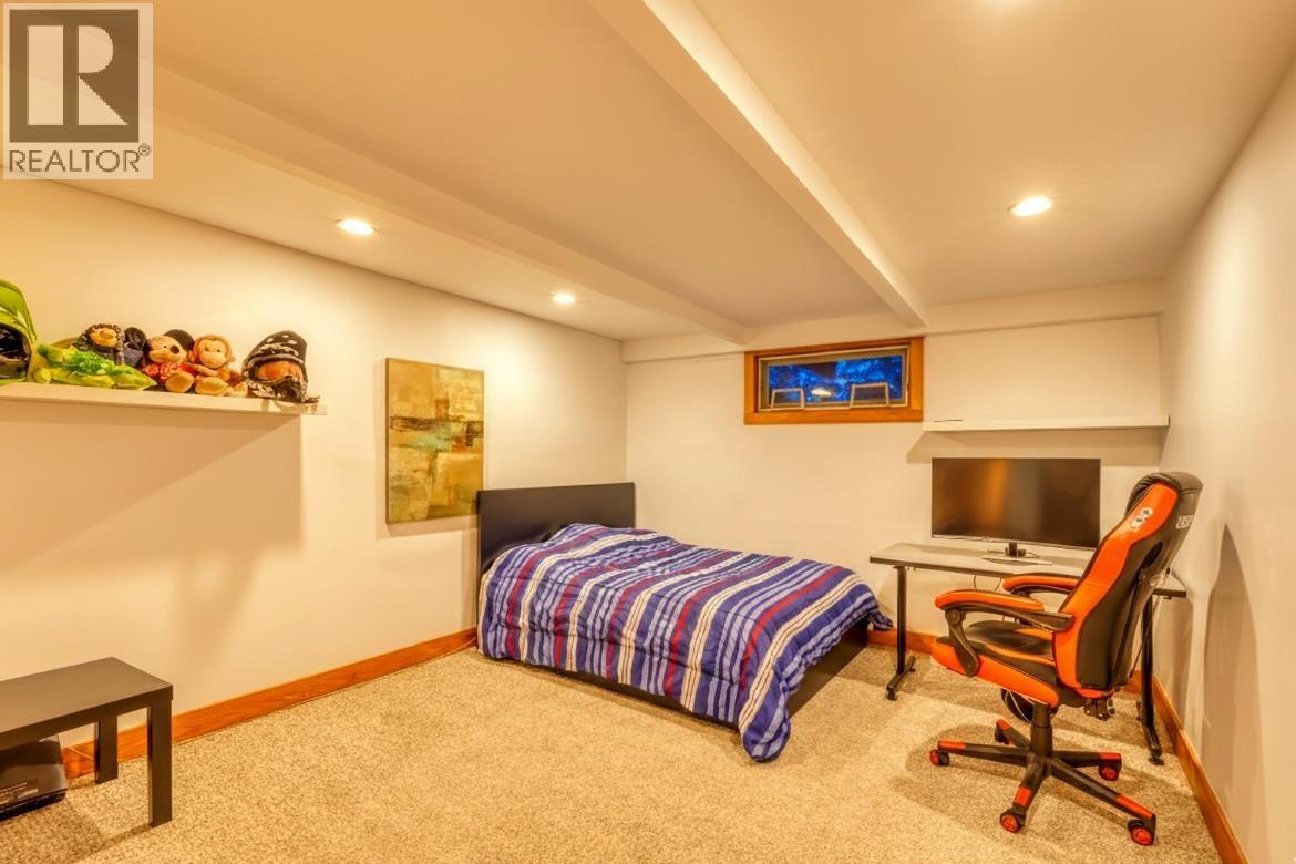 466 E Kings Road, North Vancouver, British Columbia  V7N 1H9 - Photo 18 - R3046663