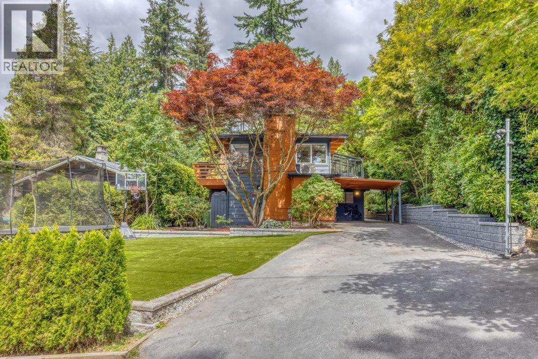 466 E Kings Road, North Vancouver, British Columbia  V7N 1H9 - Photo 2 - R3046663