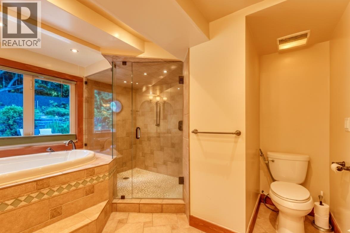 466 E Kings Road, North Vancouver, British Columbia  V7N 1H9 - Photo 21 - R3046663