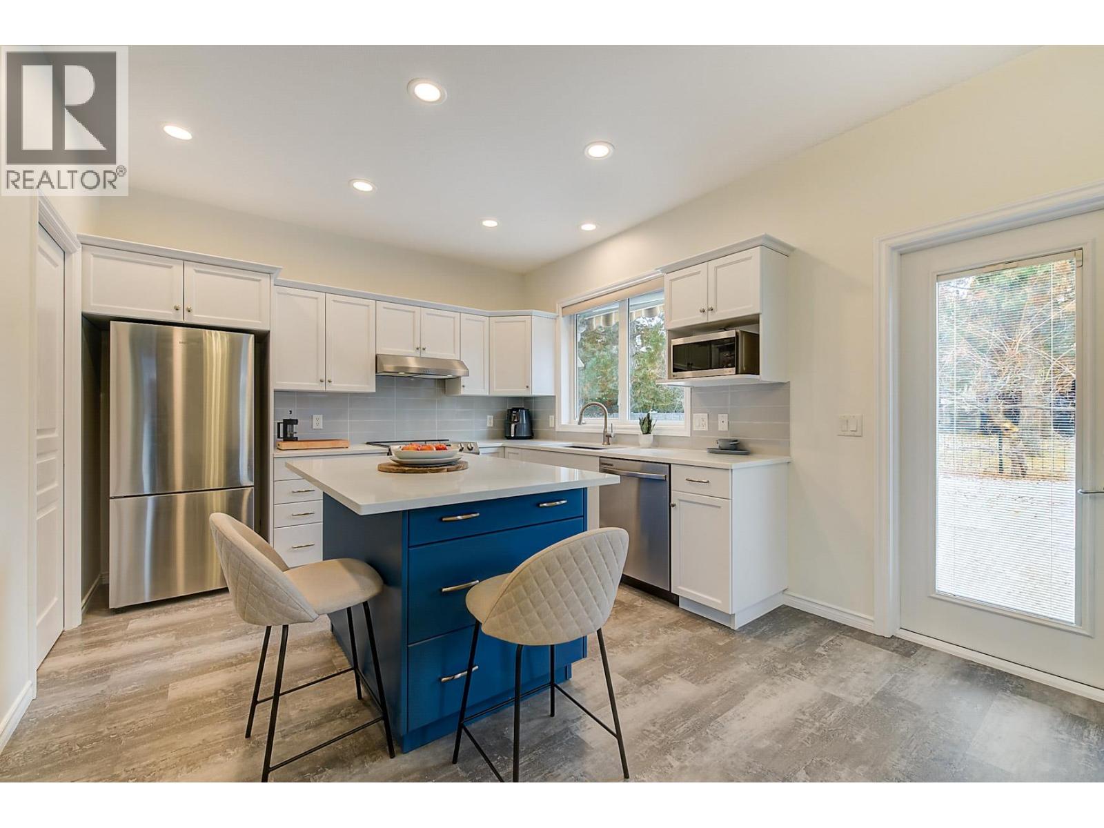 4141 Gallaghers Forest Road S Kelowna Photo 3
