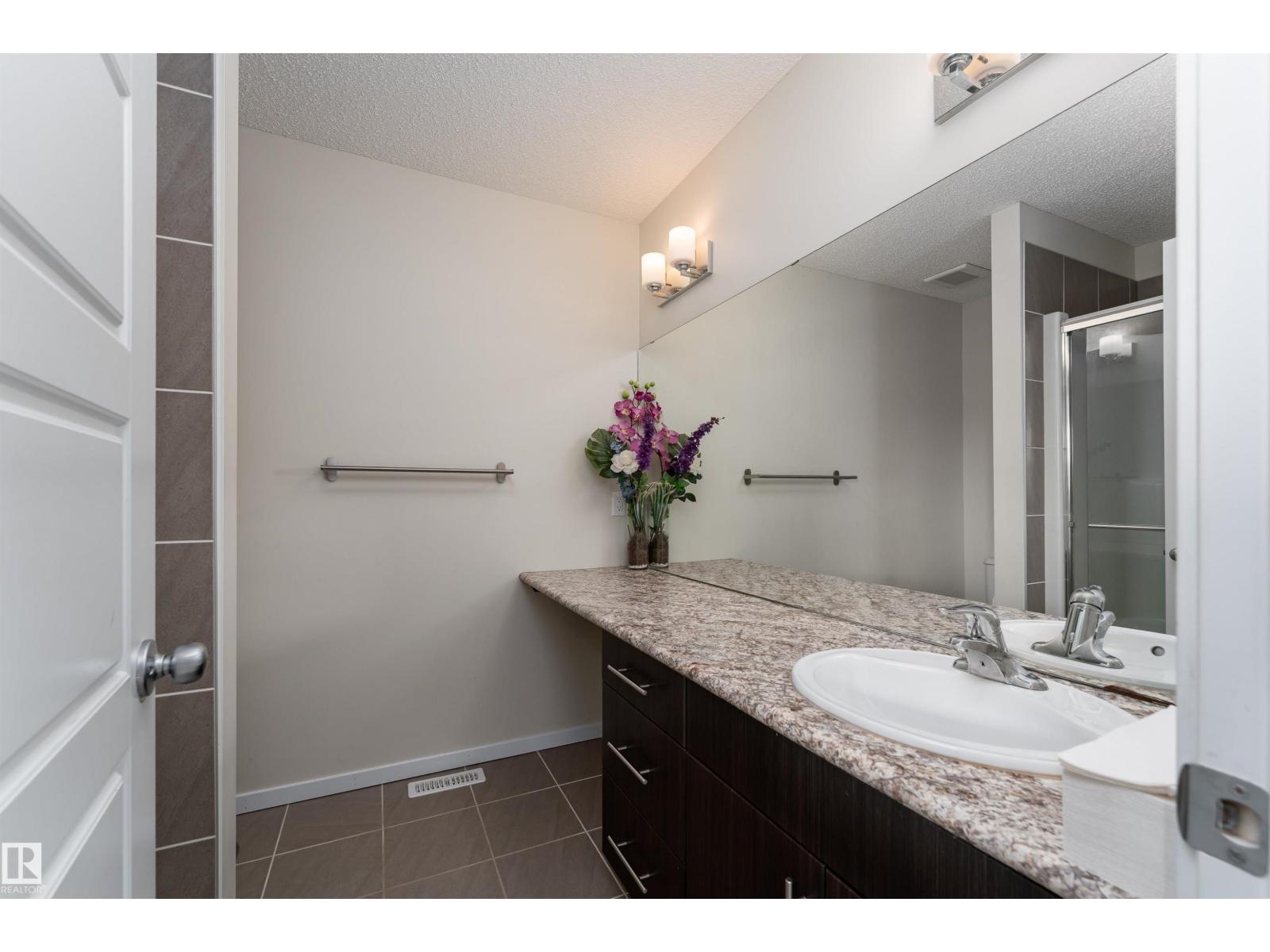517 Crystallina Nera Dr Nw, Edmonton, Alberta  T5Z 0P6 - Photo 14 - E4457218