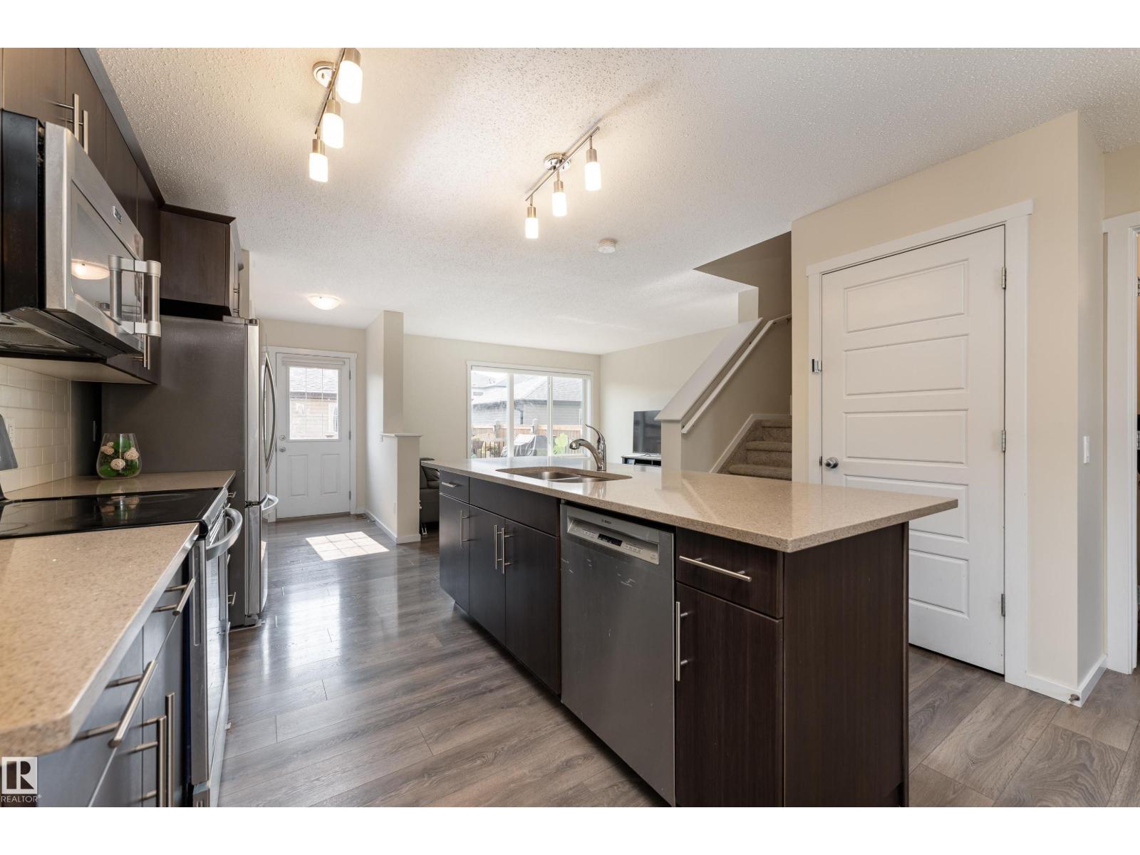 517 Crystallina Nera Dr Nw, Edmonton, Alberta  T5Z 0P6 - Photo 4 - E4457218
