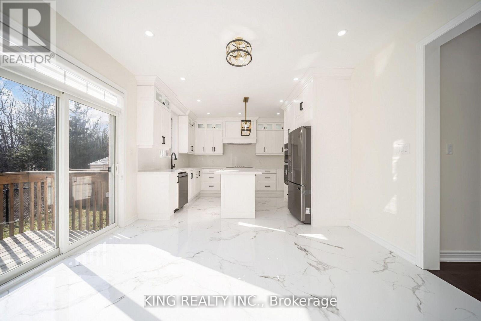 52 Haverstock Crescent, Brampton (Northwest Brampton), Ontario  L7A 0G1 - Photo 12 - W12397107