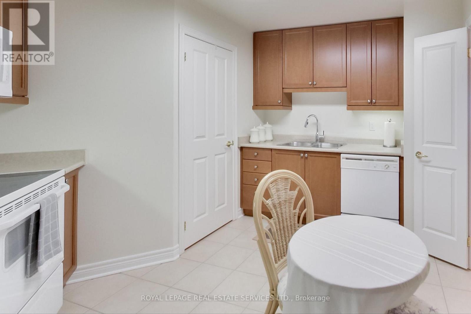 706 - 350 Mill Road, Toronto, Ontario  M9C 5R7 - Photo 11 - W12397108