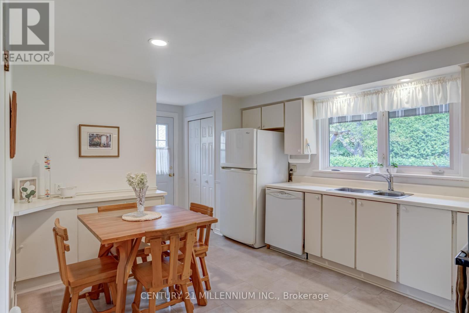 12 Alderway Avenue, Brampton, Ontario  L6Y 2B7 - Photo 12 - W12397117