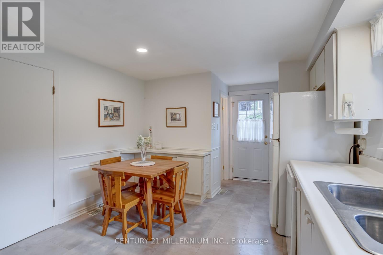 12 Alderway Avenue, Brampton, Ontario  L6Y 2B7 - Photo 13 - W12397117