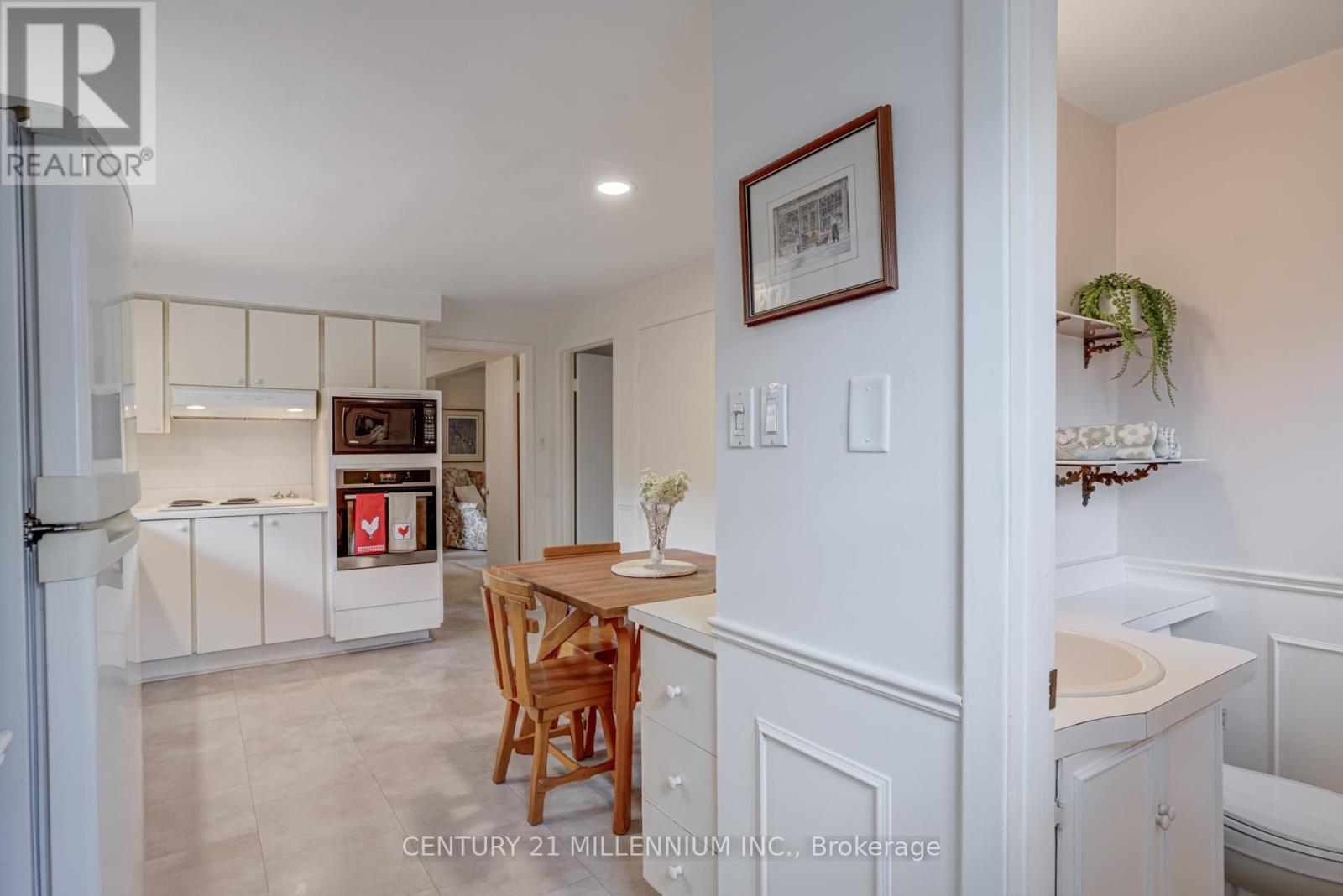 12 Alderway Avenue, Brampton, Ontario  L6Y 2B7 - Photo 14 - W12397117