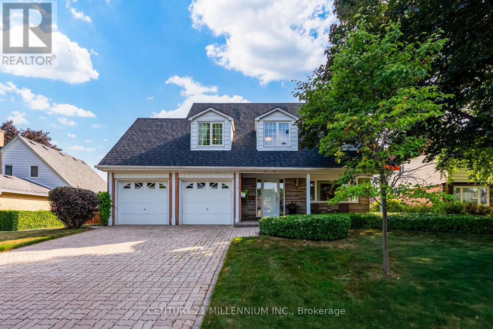 12 Alderway Avenue, Brampton, Ontario  L6Y 2B7 - Photo 2 - W12397117