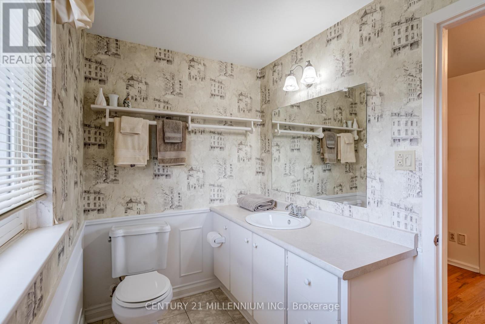 12 Alderway Avenue, Brampton, Ontario  L6Y 2B7 - Photo 25 - W12397117