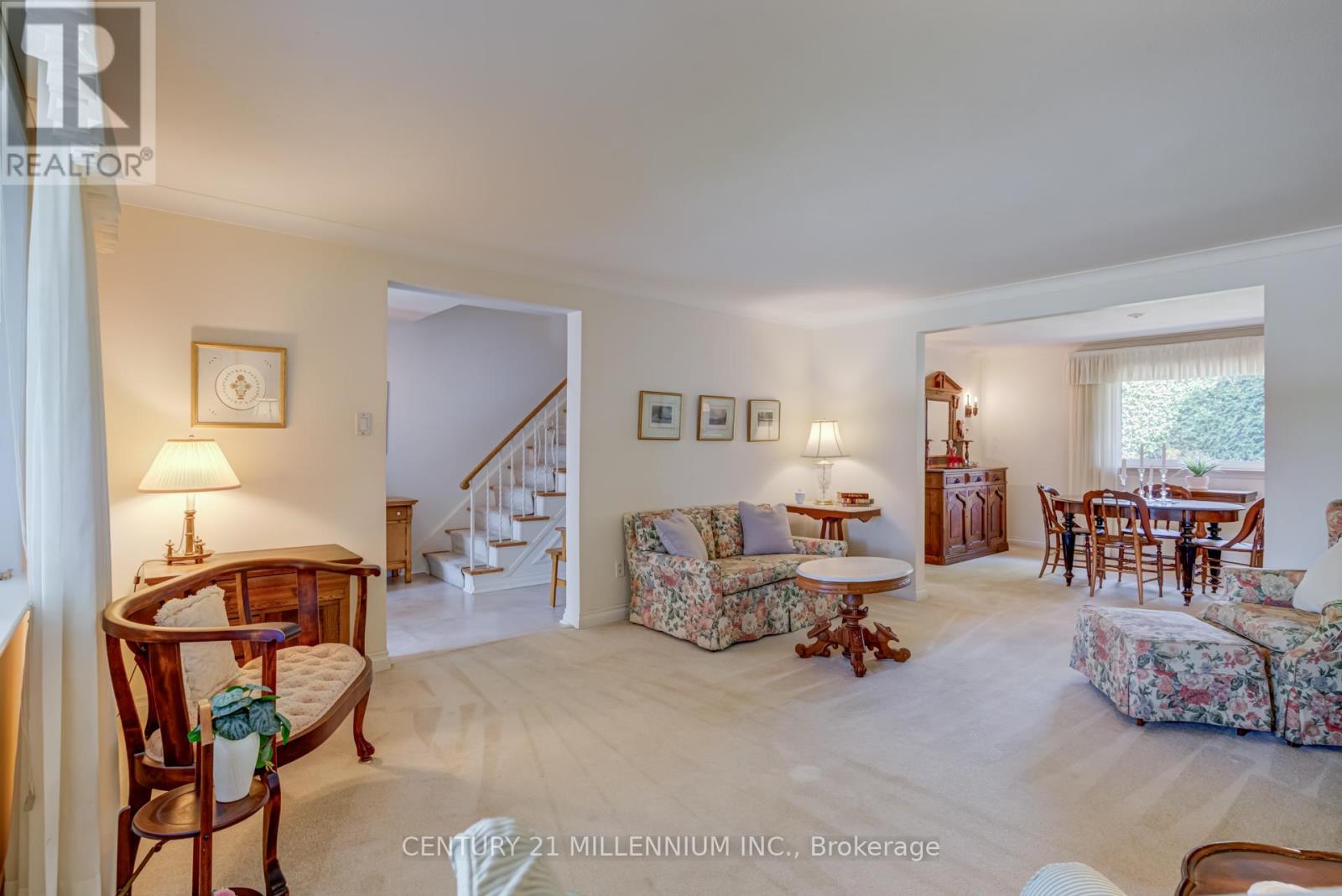 12 Alderway Avenue, Brampton, Ontario  L6Y 2B7 - Photo 7 - W12397117