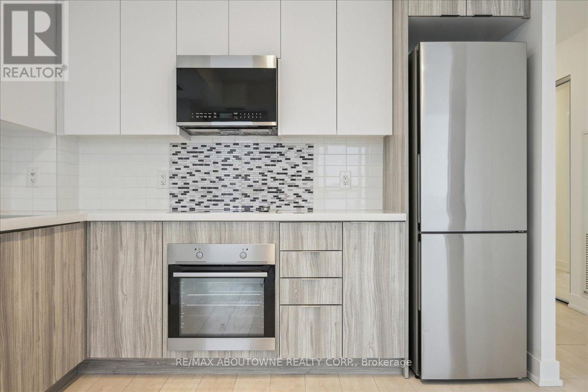 2203 - 297 Oak Walk Drive, Oakville (Ro River Oaks), Ontario  L6H 3R6 - Photo 19 - W12397126